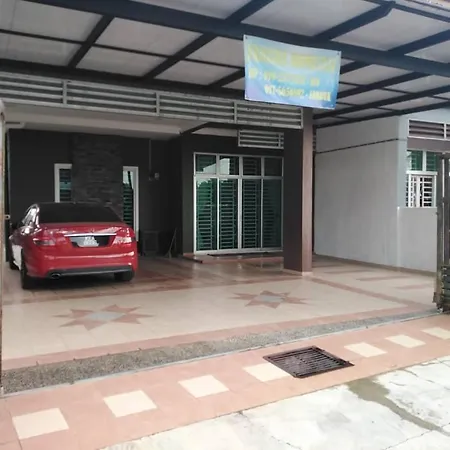 Farisha Homestay